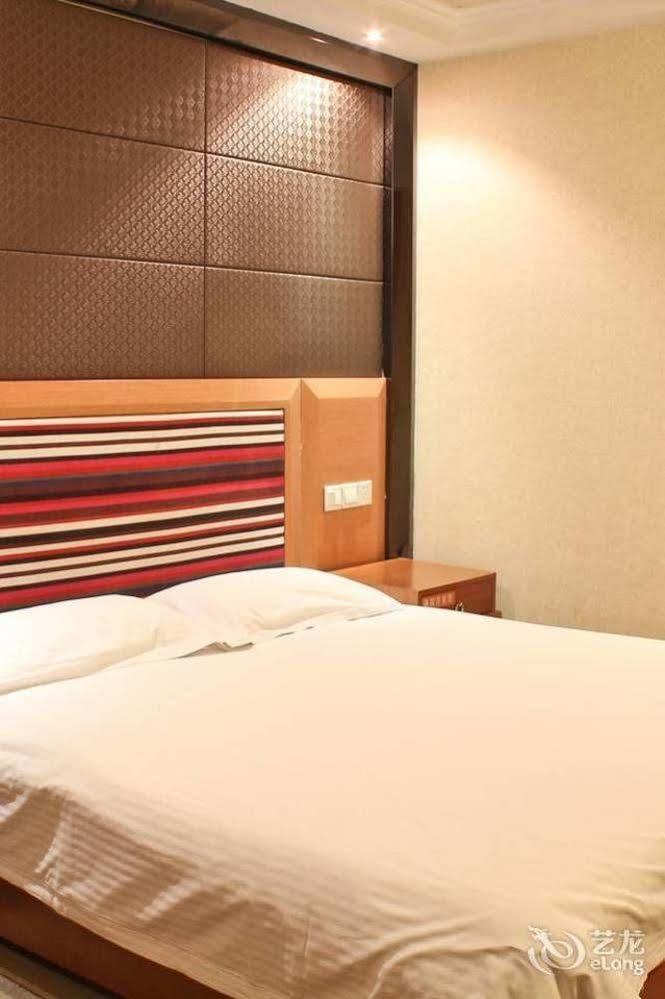 Motel 168 Hefei Changjiang Road Amber Resort Branch Bagian luar foto